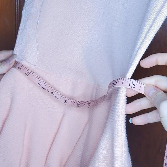 Eva Mendes Aubrey Peplum Bodycon Peach Dress - Picture 7 of 12